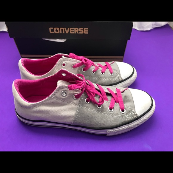 Converse - Picture 3 of 4